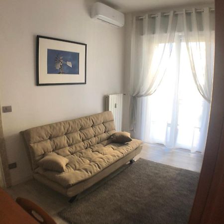 Cozyco Apartment Corsico Ngoại thất bức ảnh